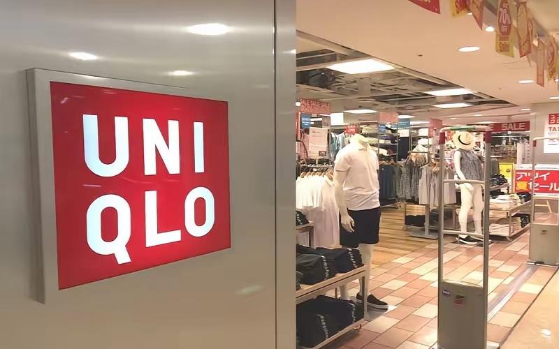 看到那么多媒体大标题“优衣库背刺消费者”，
我真的想说，放过优衣库吧，
多去关注