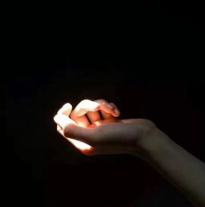 在某个年纪之前，你可以靠透支身体，小聪明和老天给你的运气一直取巧地活着。然而到了