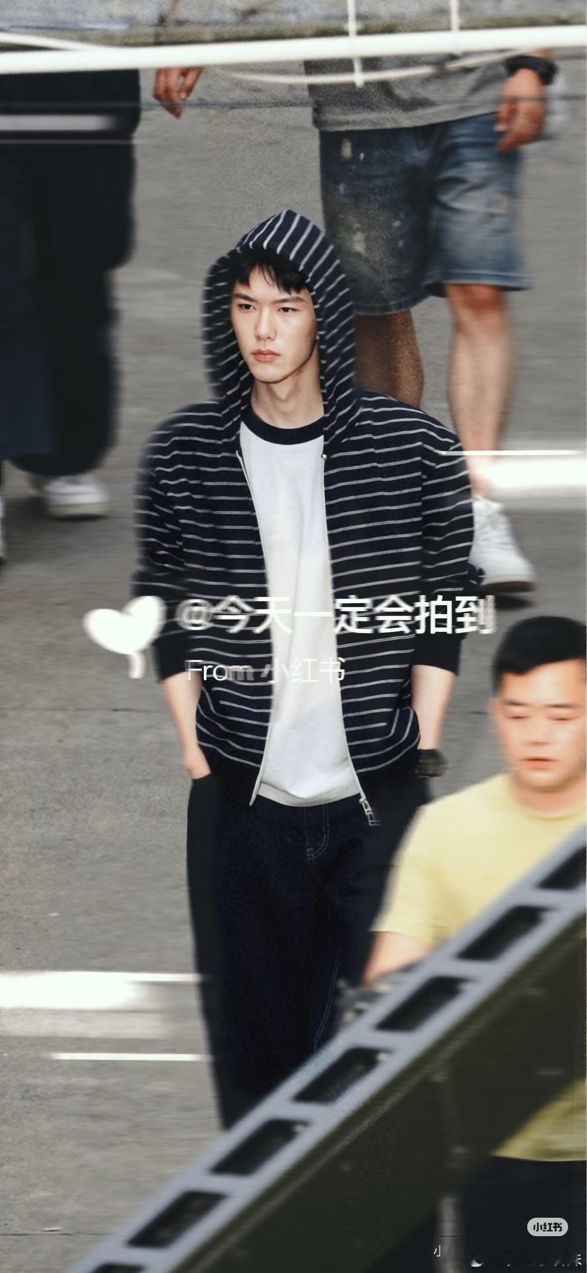 好帅啊卧槽 