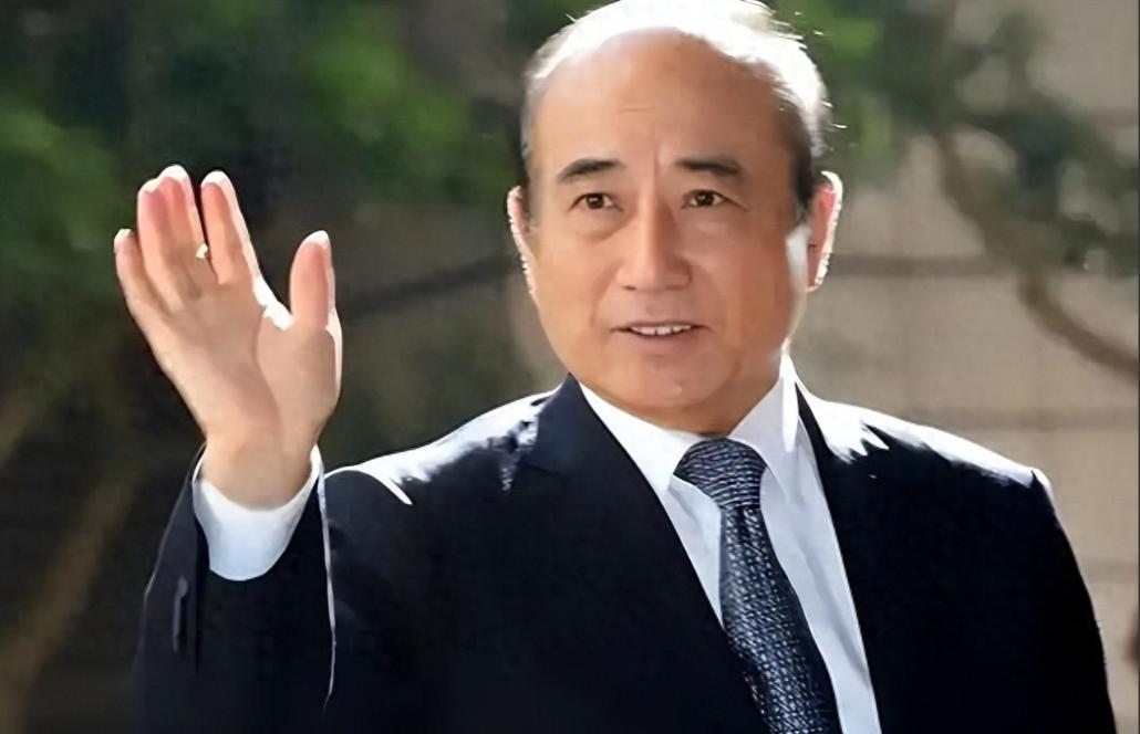 郑丽文把王金平用活了!在特聘王金平为国民党最高顾问基础上，郑丽文再请他出山牵头协