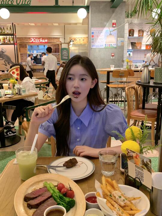 请吃饭的漂亮姐姐🍝