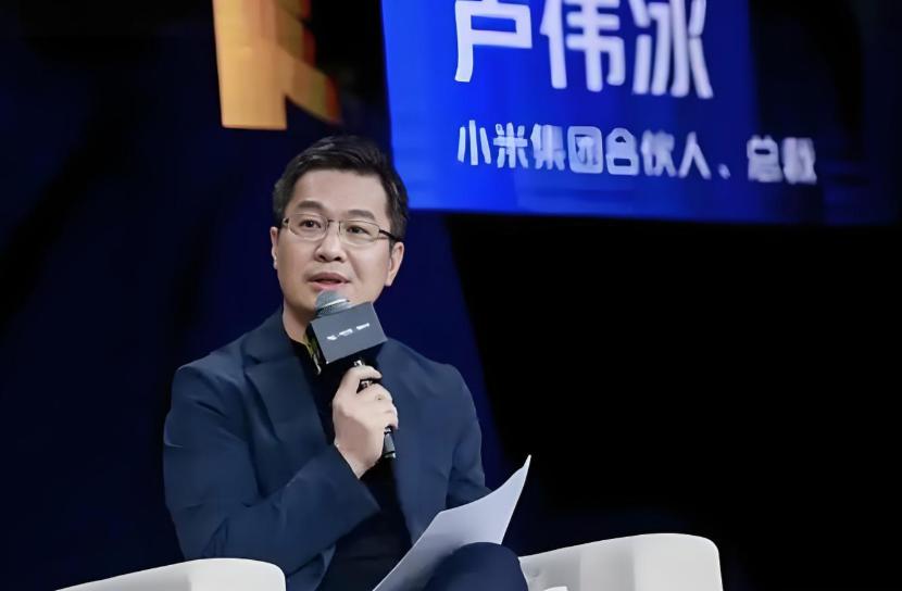 卢伟冰：手机行业身处近10年最严峻的时刻。

卢伟冰表示，手机行业正在经历近十年