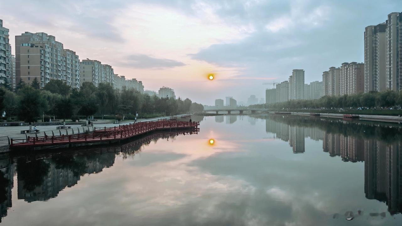 分享一下你随手拍下的照片等待日出