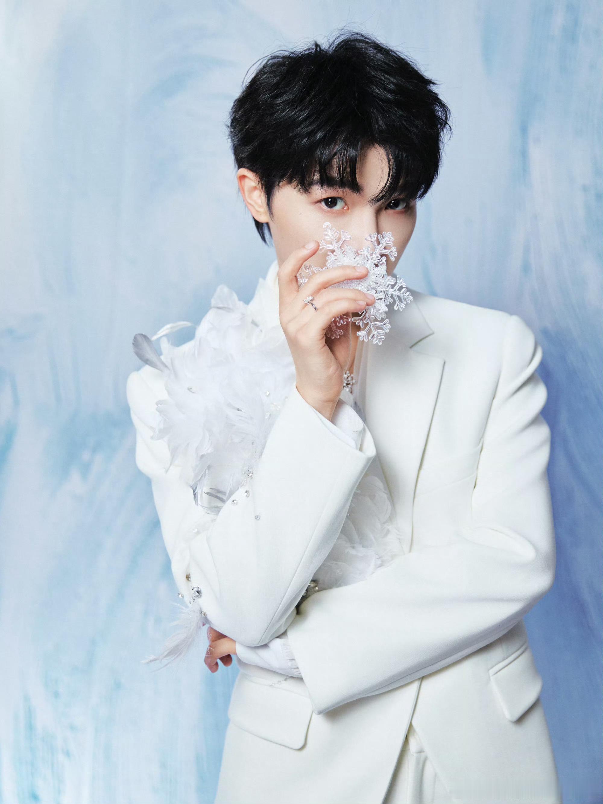 周深辽宁春晚造型出图，期待全新合作舞台