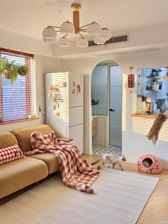 买不起大房子，两个人51平小家也挺好～