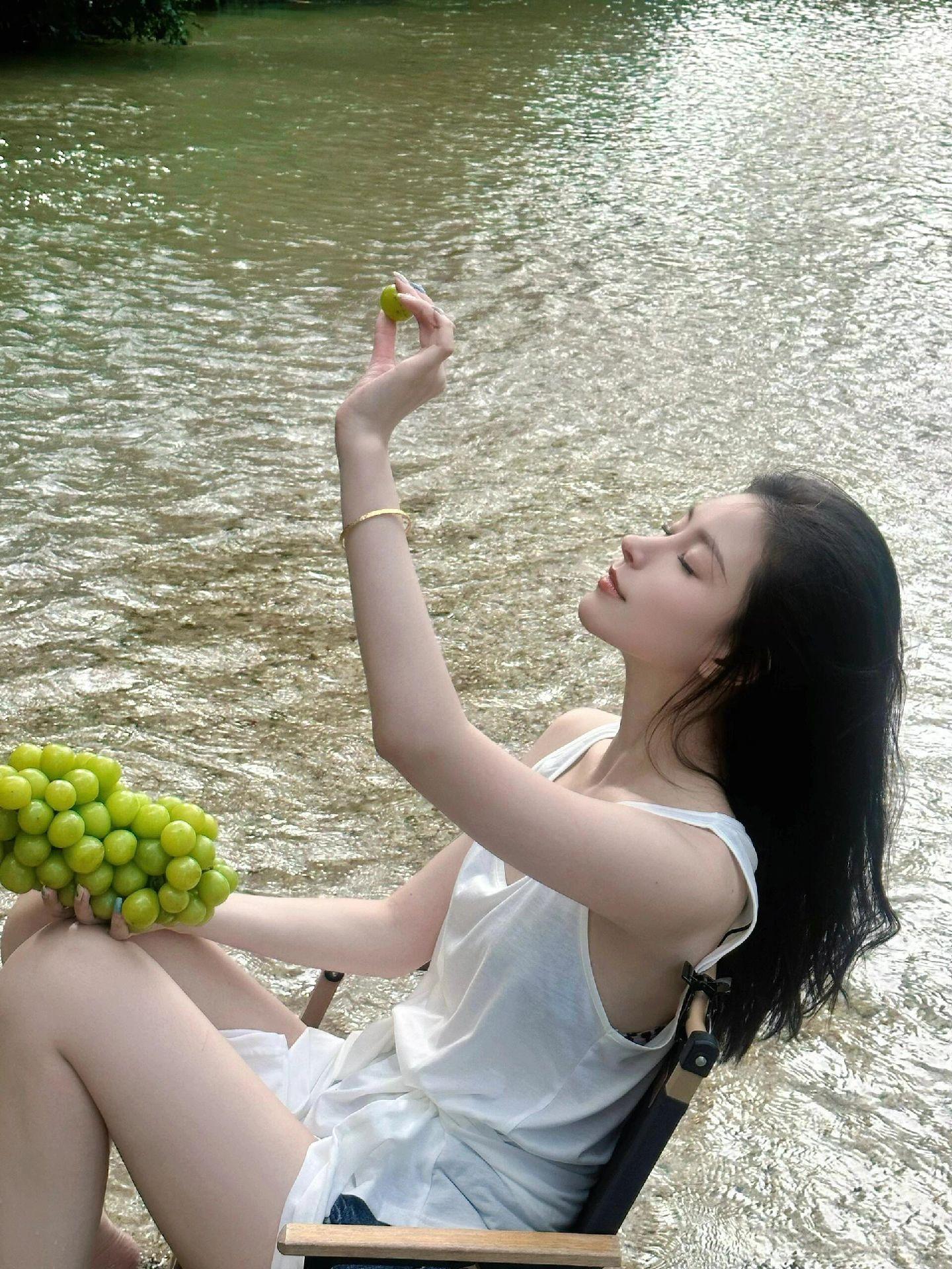 突然发现一个人挺好，不用迎合别人……