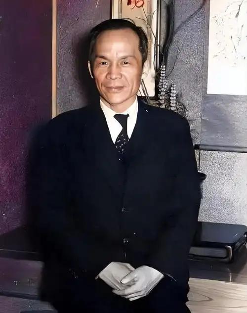 性学专家狠话预警：
“你以为睡遍漂亮妹子是本事？那是你在慢性自杀！随手能搞定的女