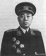 1941年，海匪孙二虎劫持抗日物资，新四军决定出兵围剿，谁知陶勇却说：“别打，拿