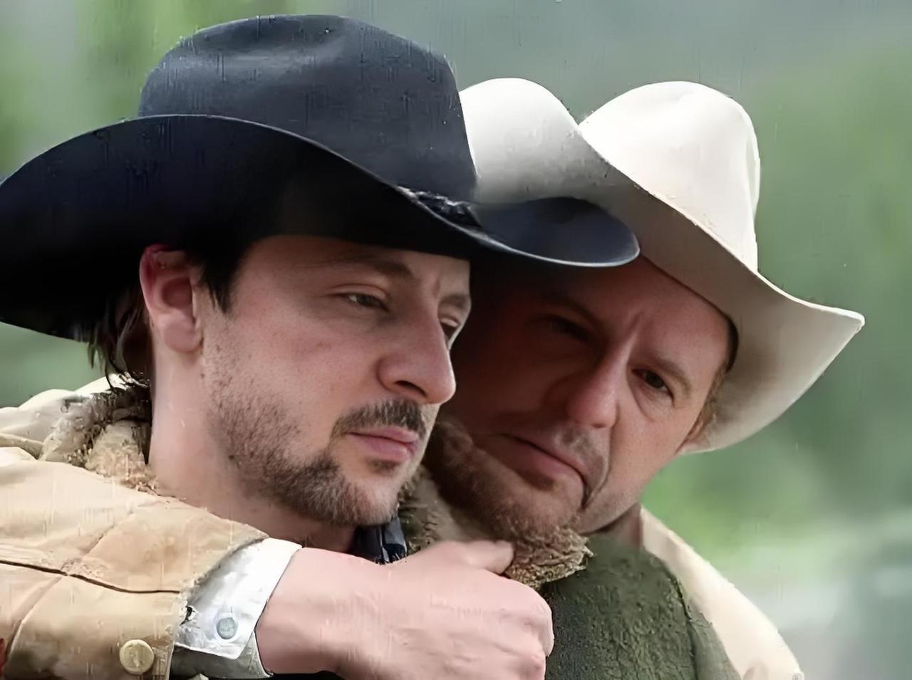 泽连斯基的核心幕僚被查，恐怕离下台不远了。

乌克兰的二号人物，泽连斯基的亲密伙