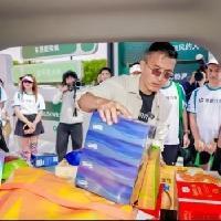 越山向海能发300桶泡面，我想把D19买来当公司团建车
我是公司HR，每年都要策