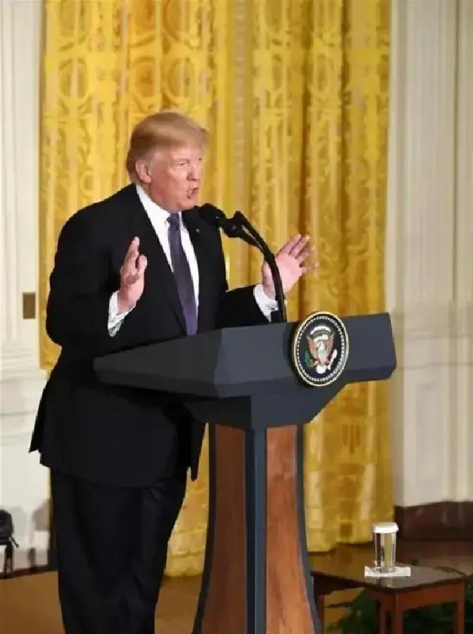 万万没想到！特朗普被蒙在鼓里。美国总统特朗普最后一刻才知道俄乌冲突28点和平计划