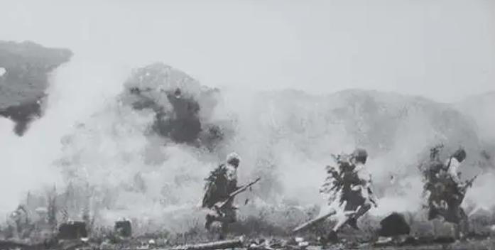 站在坦克旁才懂什么叫钢铁洪流！这支暴风雨劲旅，藏着陆军硬核底蕴
真正见过主战坦克
