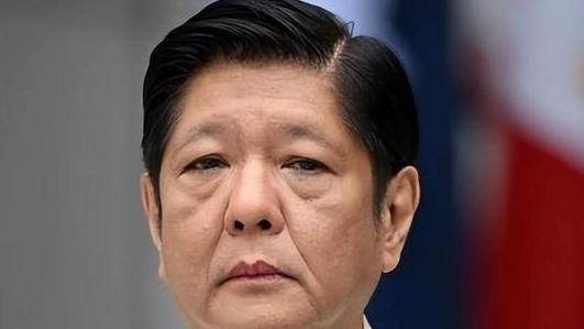 马科斯这套一边在南海挑衅，一边喊着对华关系重置的操作，本质上是一场精心算计的两面