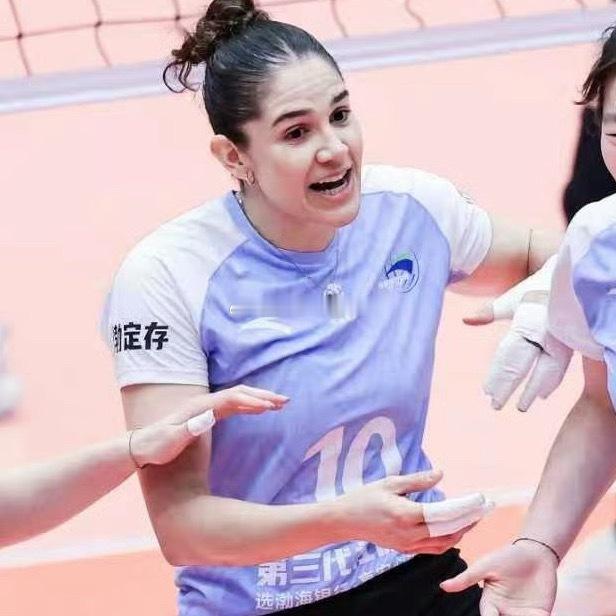 📊🇧🇷娜塔莉娅：（4局）（全场最高）▶️30🔺分：52扣25中3失误1被