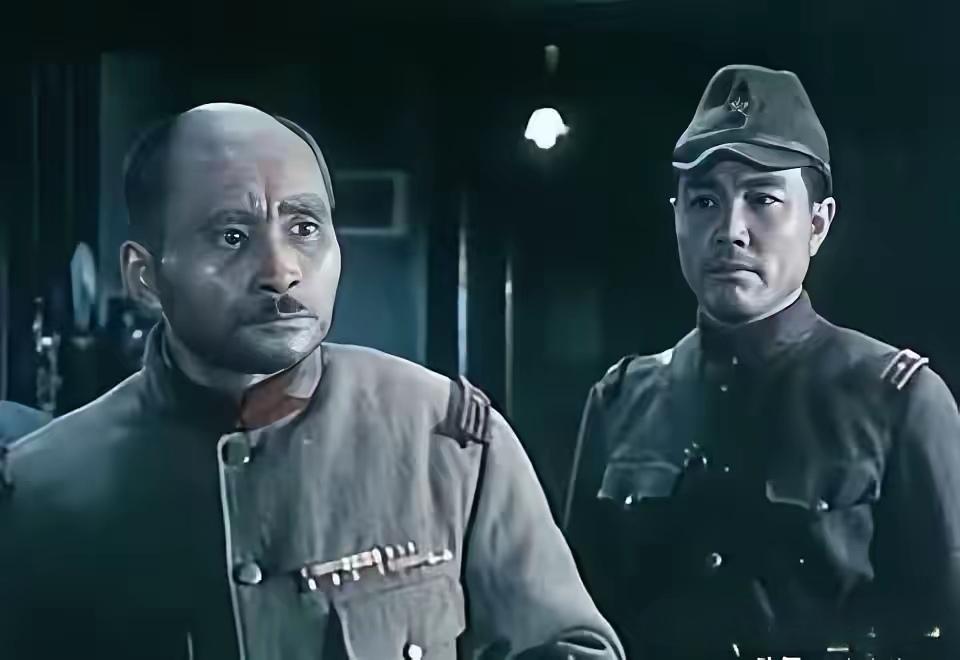 日军少佐是军官的分界线，能当上就是精英，日子也能过得非常富裕。一个少尉月薪70日