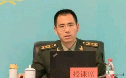 1979年5月，内蒙古47岁农民将仅有2个月大的弃婴抱回家中。不曾想32年后，弃