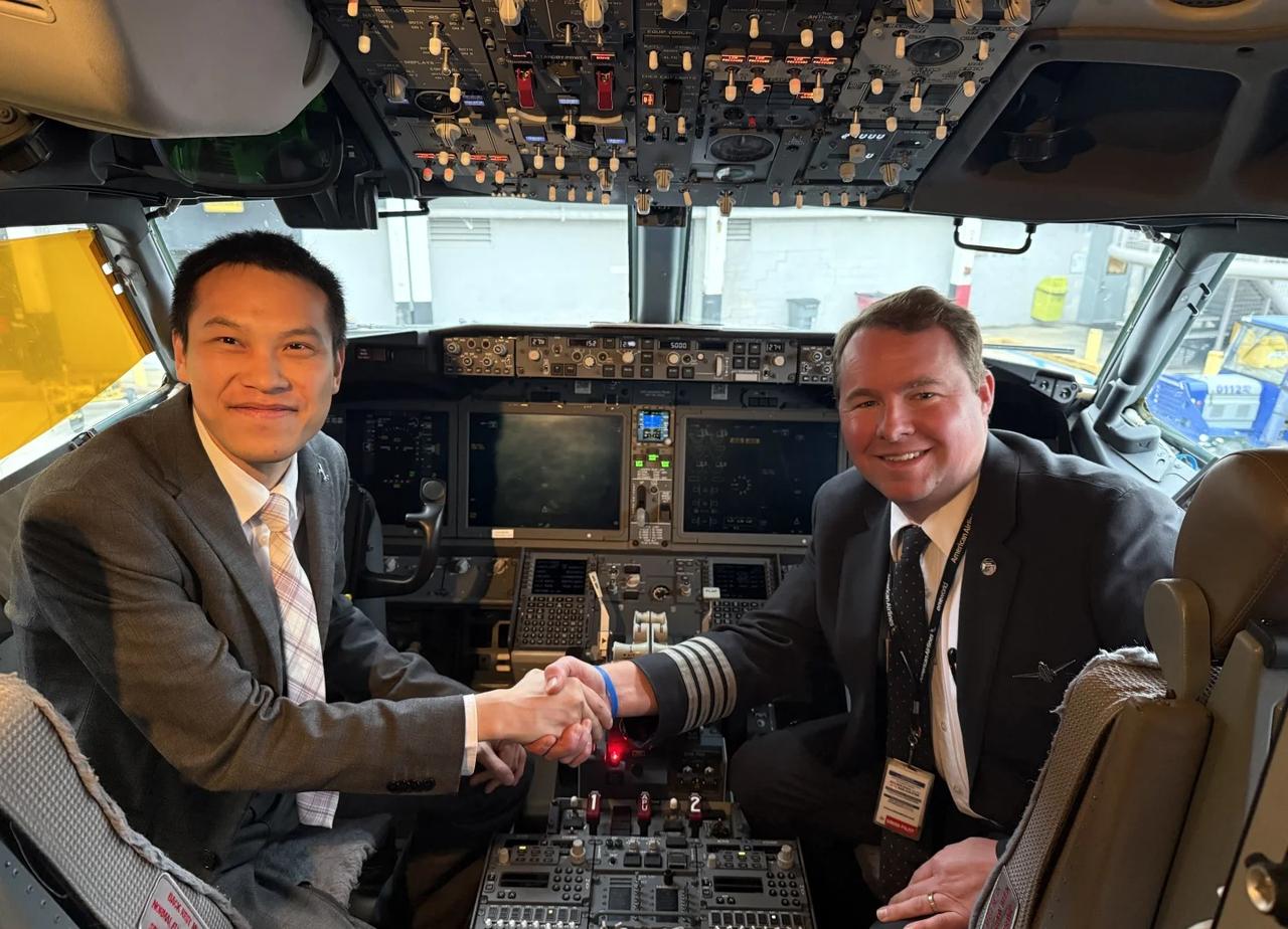 波音737Max✈️
波音737 MAX 8的驾驶舱融合了先进科技与人性化设计，