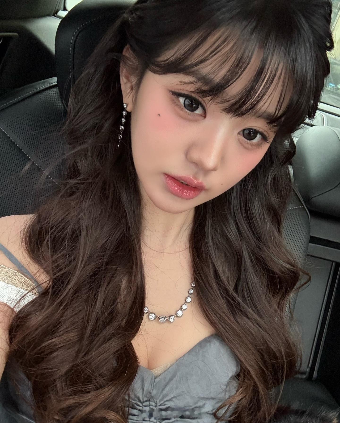 张元英miumiu ​​​