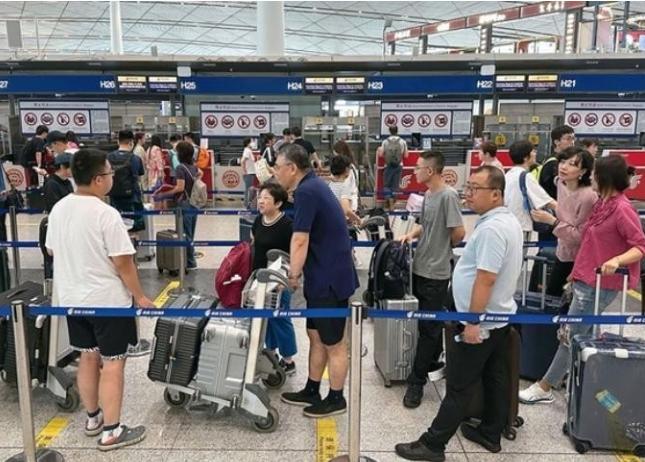 当我们刷着赴日旅游的精美攻略，憧憬着樱花、雪景与都市风光时，很少有人会去细算，这