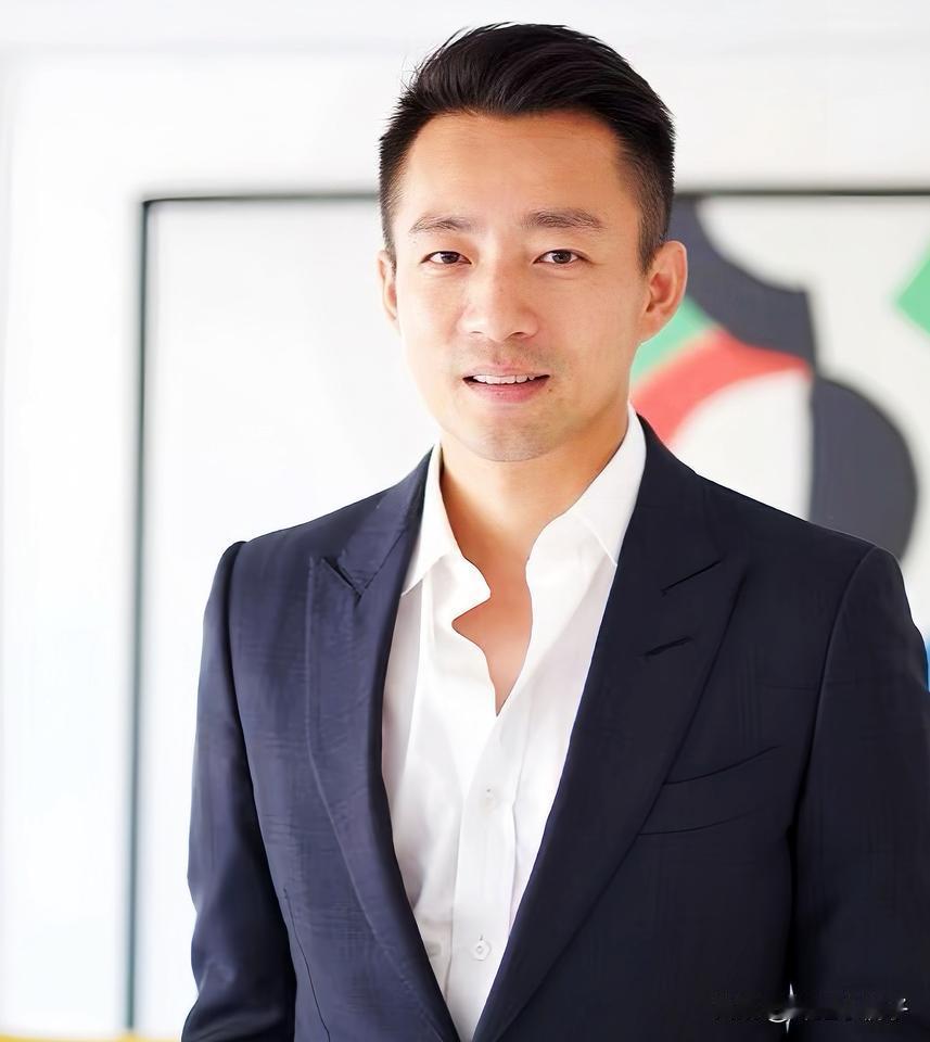 这次汪小菲算是彻底摊牌了，直接甩出6页判决书，这回谁也别想抵赖。

以前总觉得张