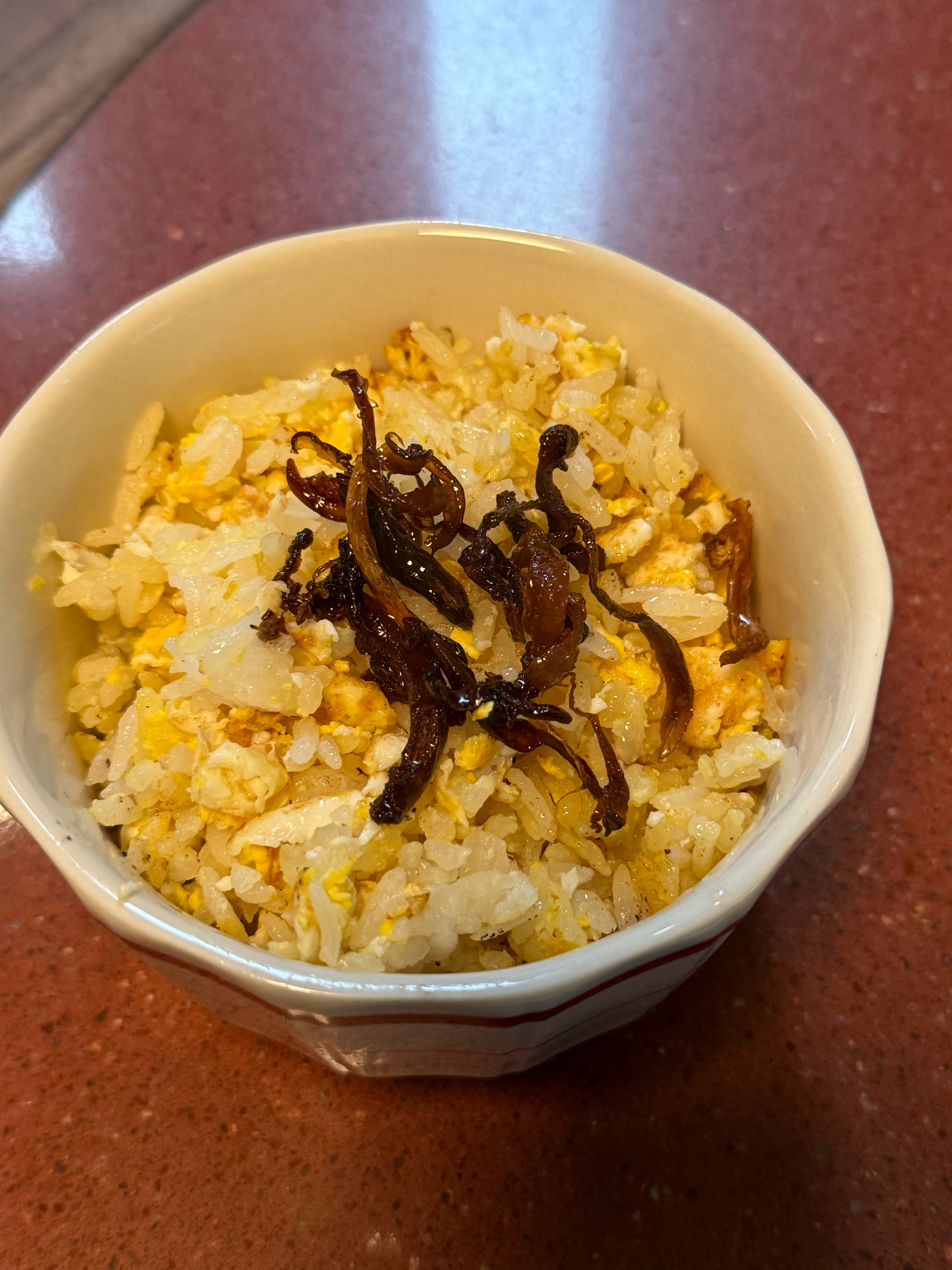 好香！鸡蛋炒饭和油鸡枞 是好朋友 