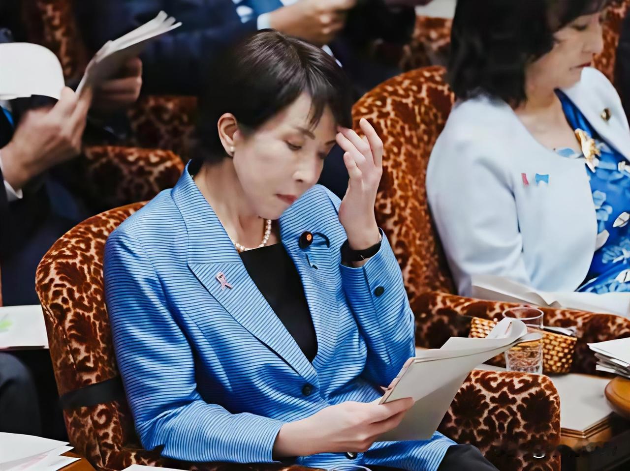 中日关系继续恶化。一位美国学者把日本的算盘说得挺透：东京敢不断挑衅中国，不全是为