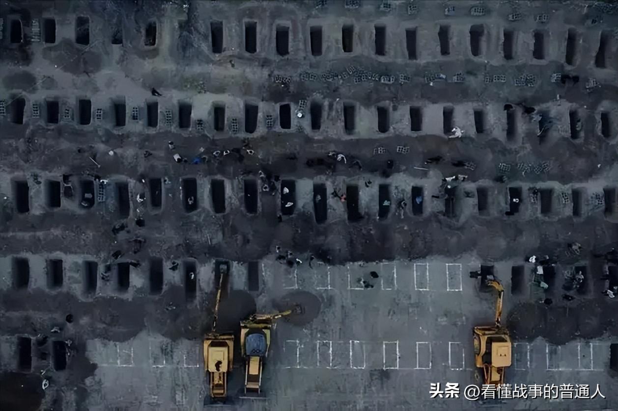 伊朗向特拉维夫发射了携带1.5吨集束弹头的重型弹道导弹。很多人以为以色列的多层防