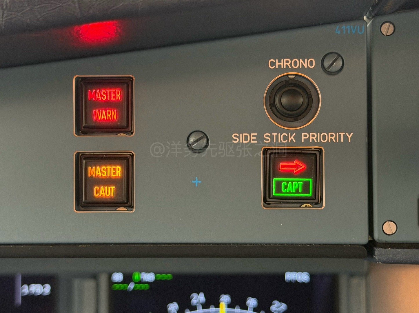 如何让在驾驶舱晕碳水的洞洞瞬间清醒.jpg这不是麻了，这直接是全麻