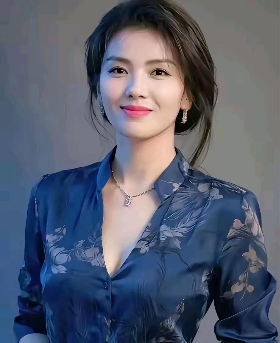 女神刘涛依然那么美，优雅气质，魅力十足。
演员 刘涛