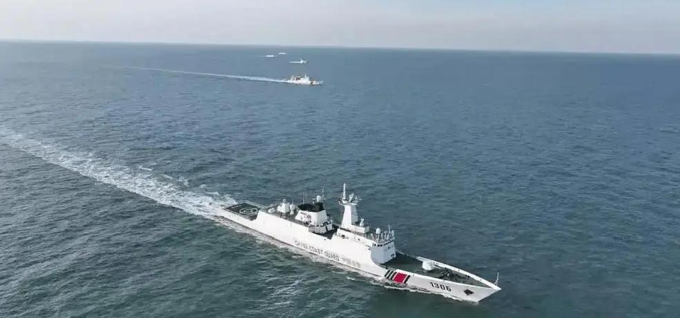 快讯！
中国突然宣布了。
12月29日，在台岛周边海域，海军一支以大型军舰为主的