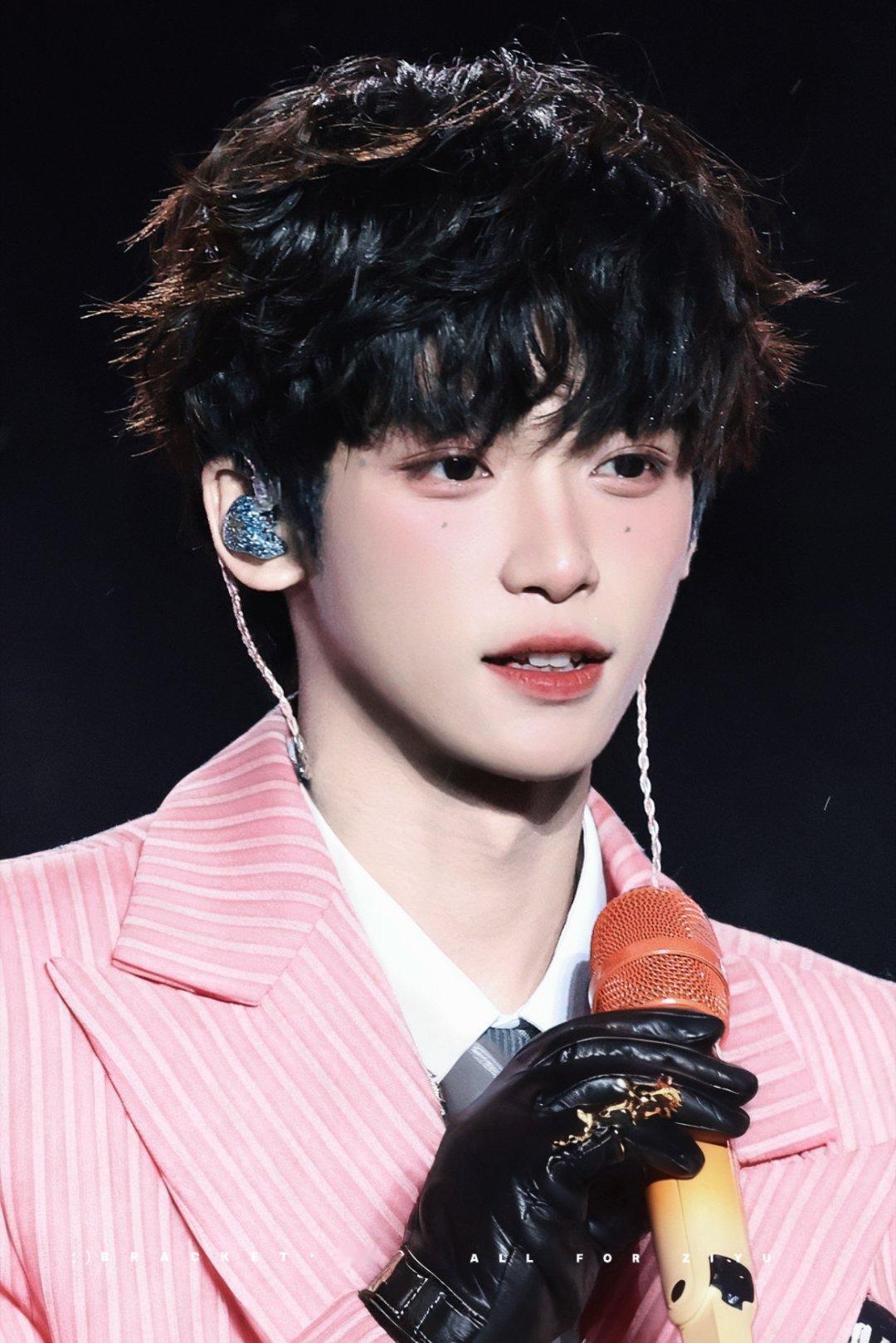 梓渝的唱游地图 🔮梓渝百度地图臻品语音品牌代言人 你是天光乍破间，那第一缕曙光