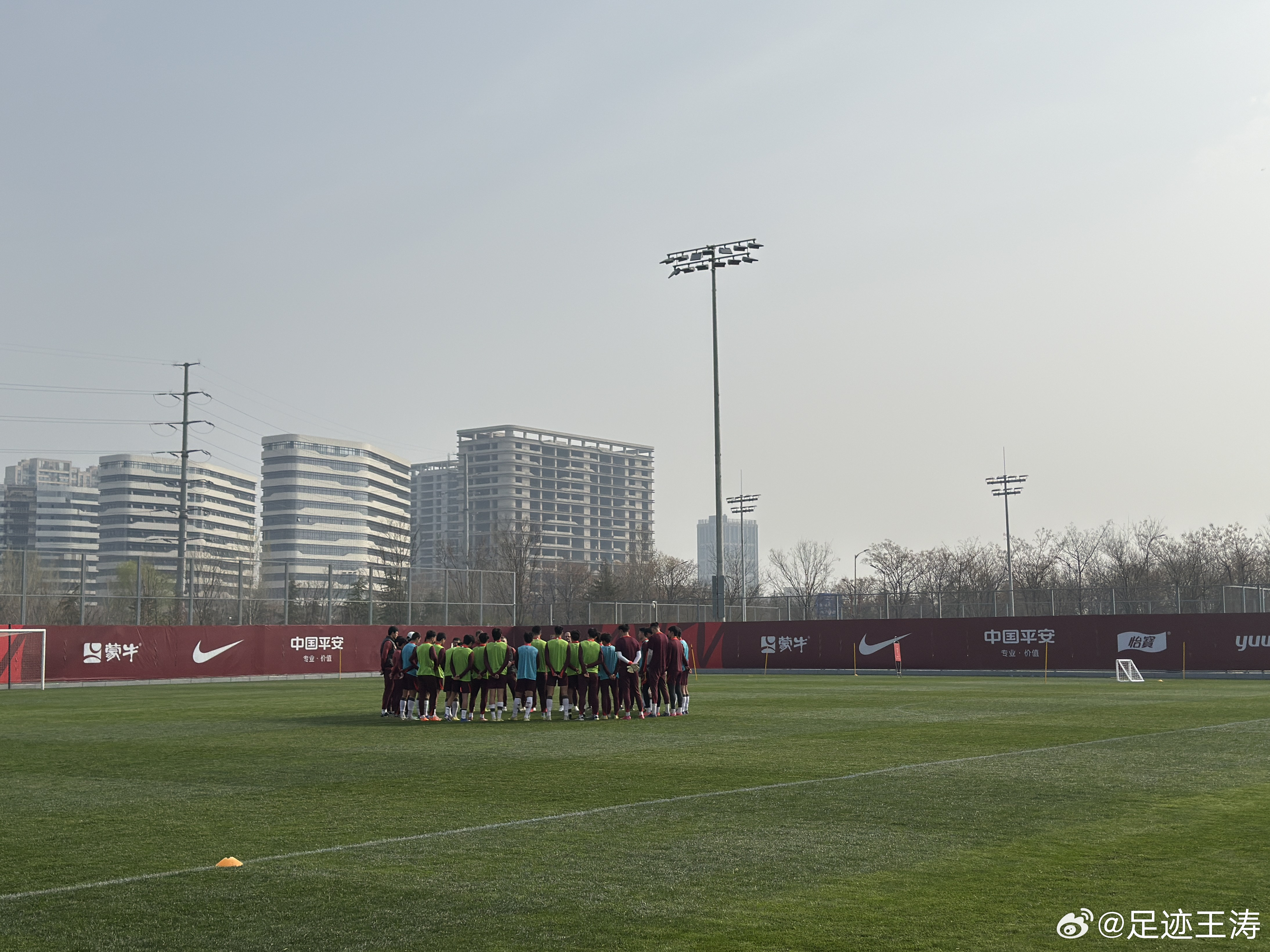 U23国家队在西安沣东足球公园赛前最后一练，三周第八个城市开启中… 