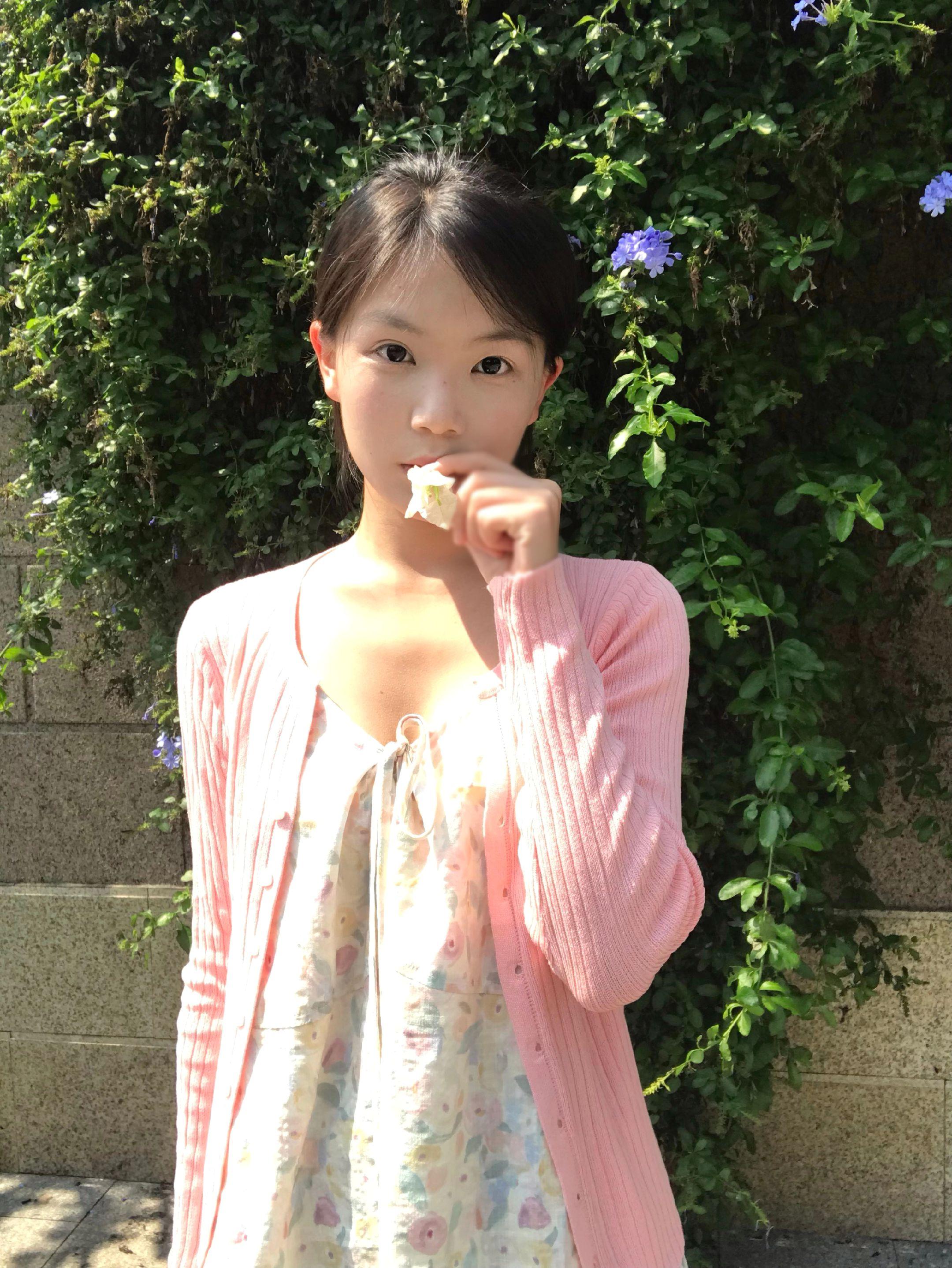 你说我自以为是。