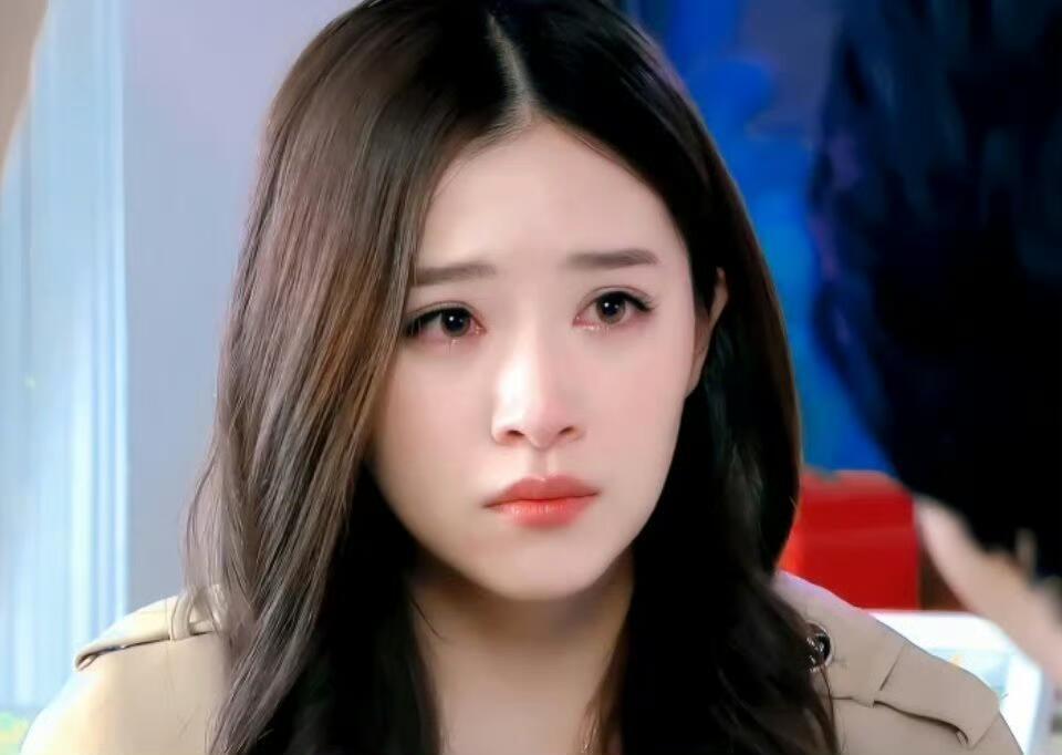 阚清子自曝体重116斤阚清子说现在是116斤阚清子古早时期的超绝美貌 自带美瞳混