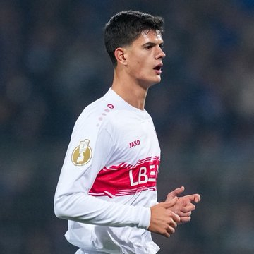 皇家马德里正在关注雅各布·拉蒙和切马·安德烈斯。俱乐部拥有这两名球员的回购权。皇