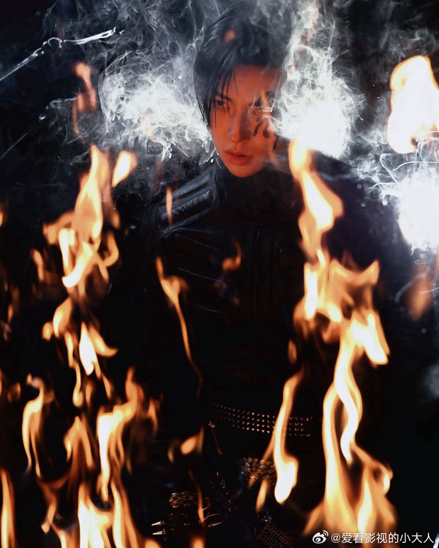 小鬼说没有你们就没有这份圆满 小鬼《Saturday Night》MV视听双绝！