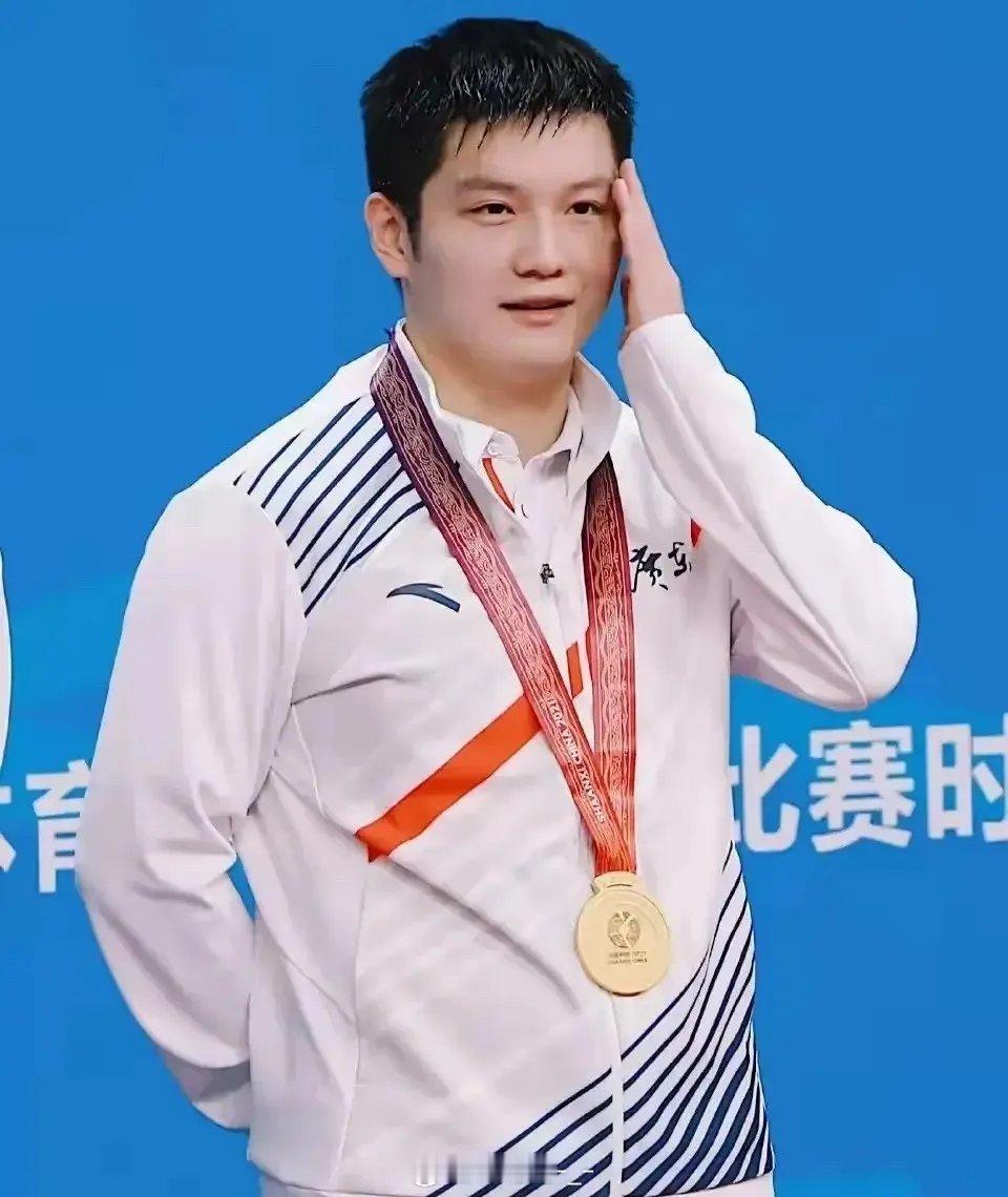 近五届全运会男单冠军2005南京全运会——王励勤2009山东全运会——王皓201