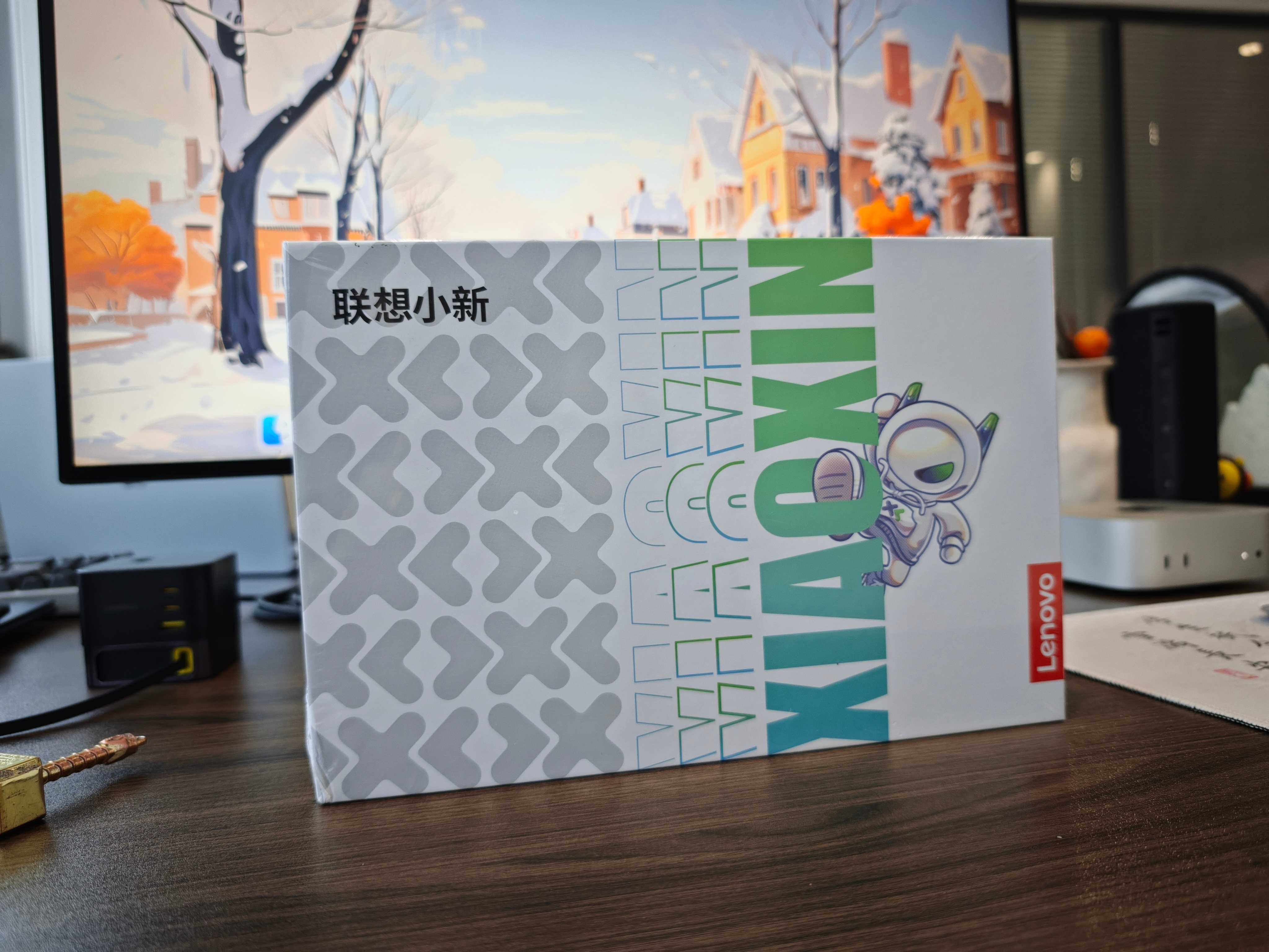 收到了上次抽奖抽中的联想小新平板Pro GT，完全不舍得拆。[泪]​​​