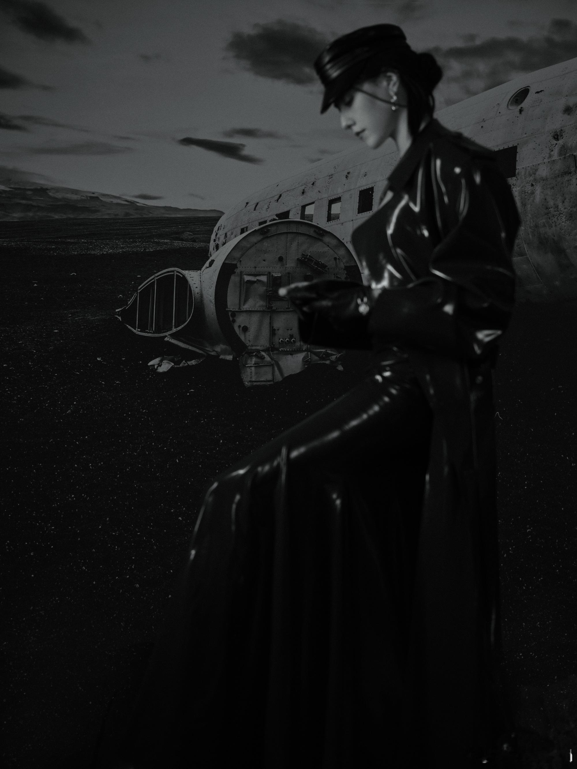 娜然 海带精  今日份惊喜，当属娜然无疑！似海带精般散发着独特魅力，她的出现让红