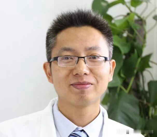 周强副主任医师入职上海交通大学医学院附属同仁医院
周强、医学硕士、此前任上海中医