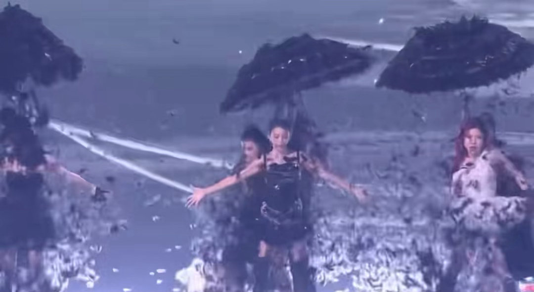 庄法团变装浪姐直播 太惊艳了 