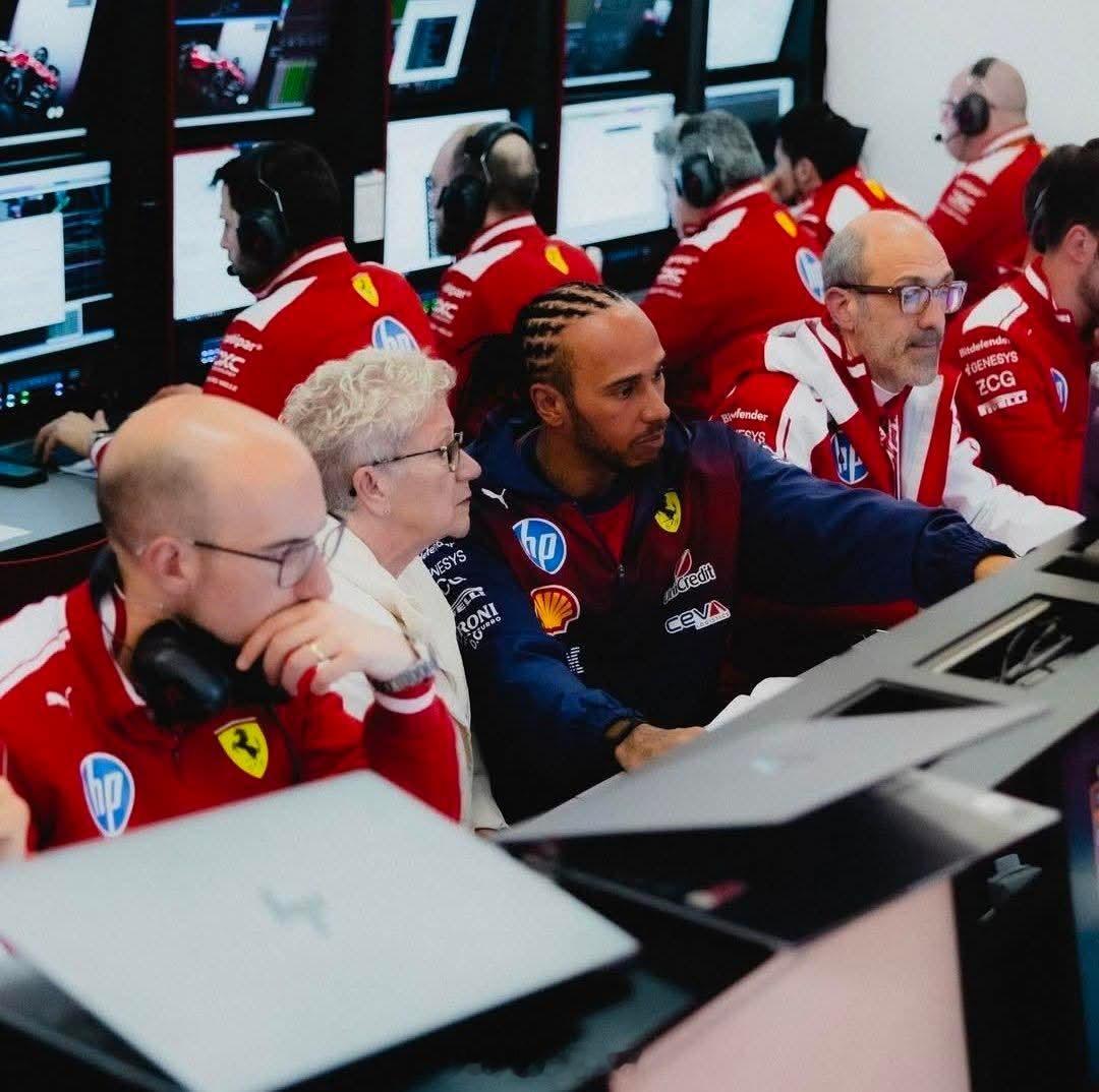 f1 汉密尔顿谈到自己为比赛所做的准备时表示：“说真的，昨晚是我20年来第一次，