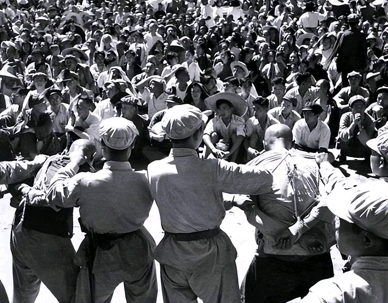 1951年5月1日，湖北省钟祥县人民政府以反革命罪判处抗日爱国将领、原国军起义少