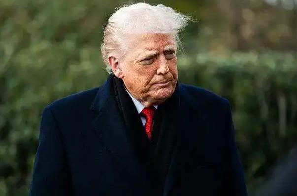 第一个接受美国总统特朗普邀请成为“和平委员会”成员国出现了——匈牙利。

1月1