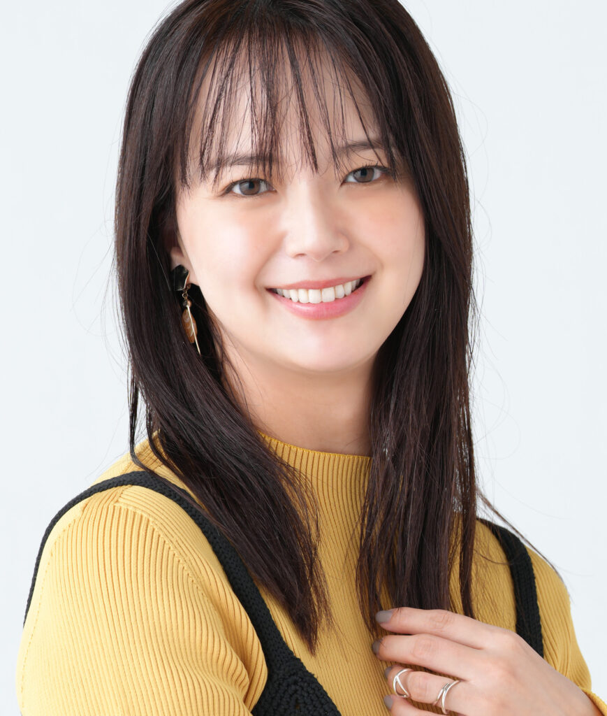 日娱新闻多部未华子 多部未华子 日媒《cocorone》采访美图。 