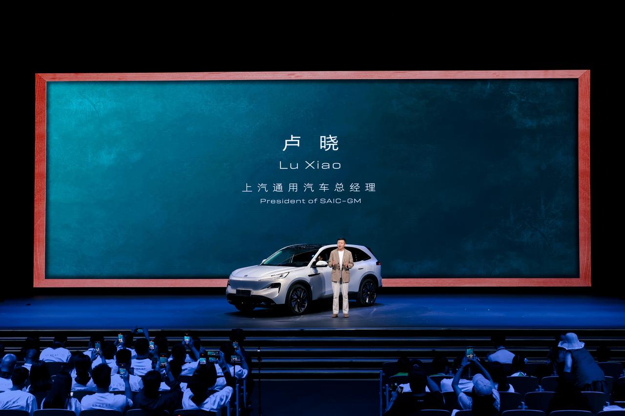 16万起真满配！别克至境E7，把车市套路按在地上摩擦
谁懂啊家人们！买家用车最烦