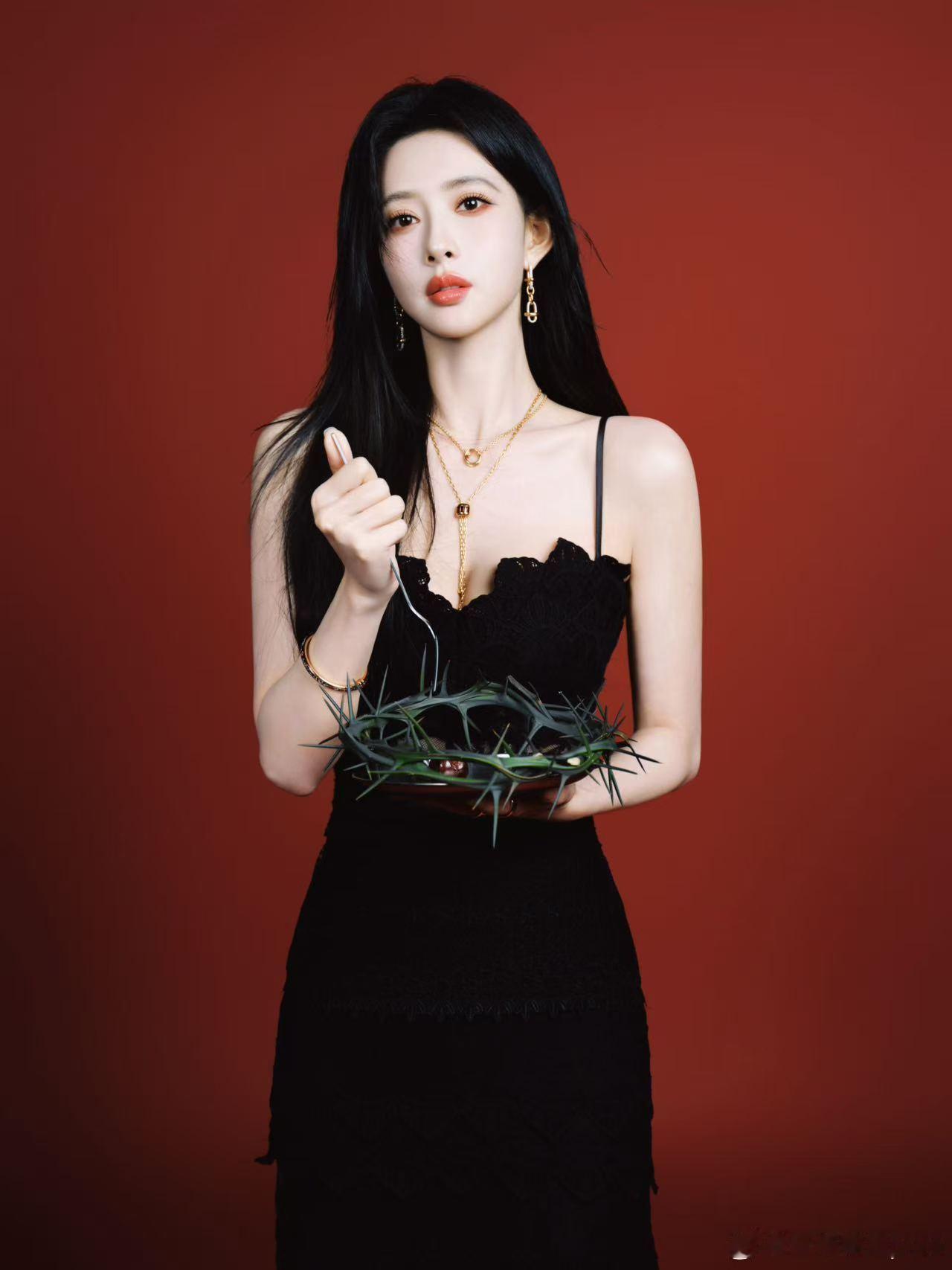 ꕤ·   悦凯娱乐  ✘  孟子义  ·ꕤ         百花杀 饰 沈汐和 