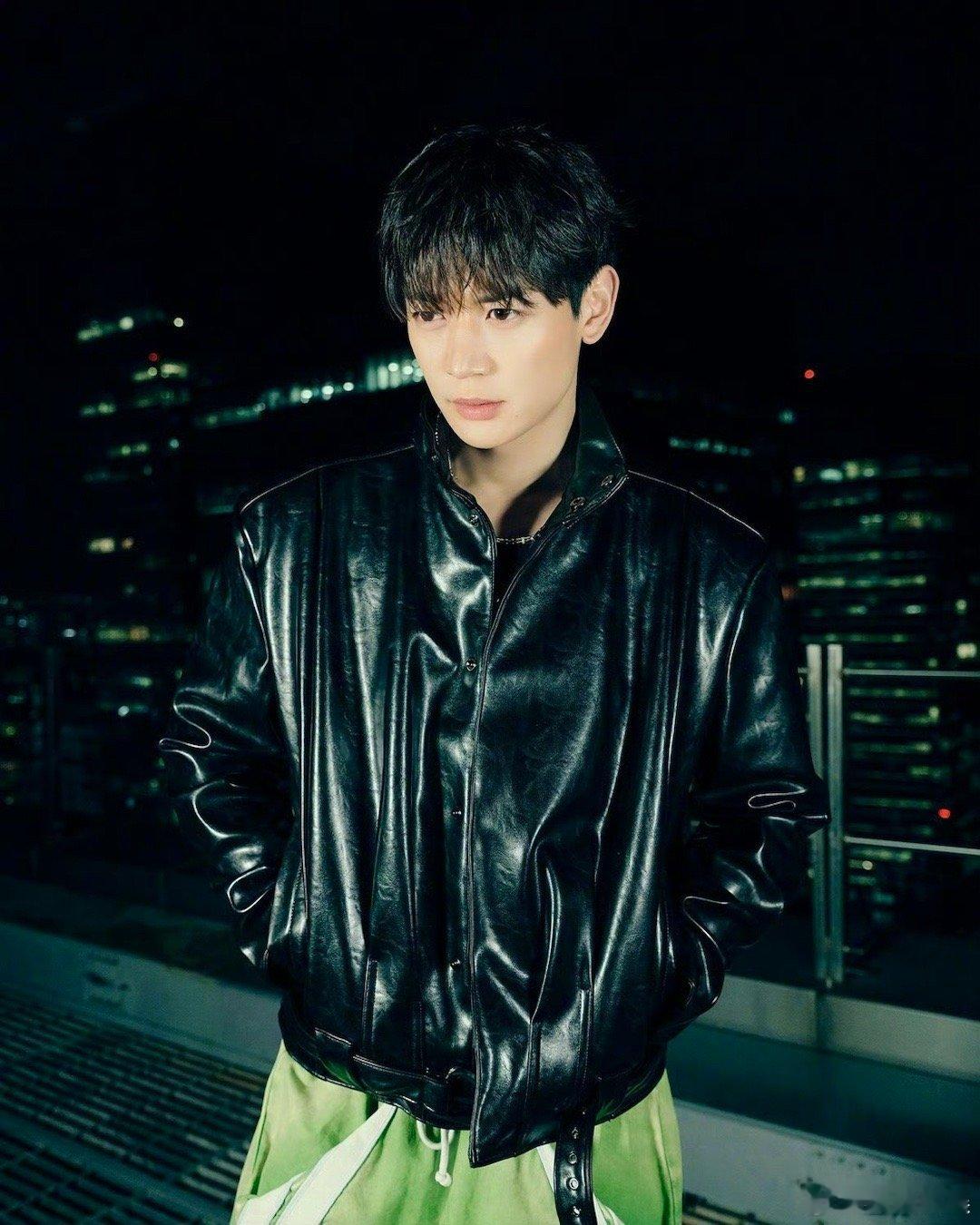 崔珉豪回归预告 崔珉豪崔珉豪 单曲一辑《TEMPO》预告照释出，将于12月15日