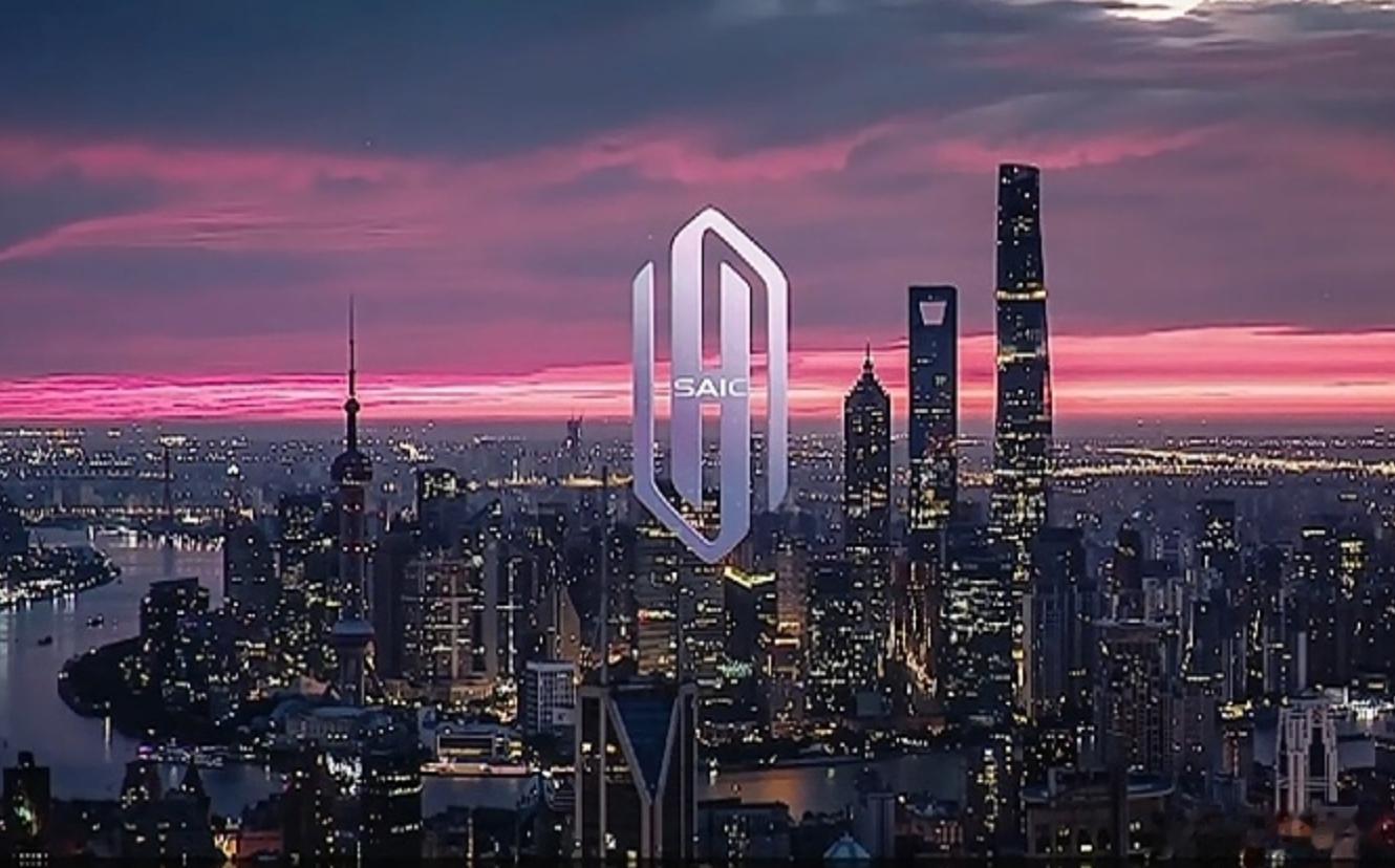 余承东官宣尚界首款轿跑明年上市  在央视直播中首次披露，尚界首款轿跑，定于明年发