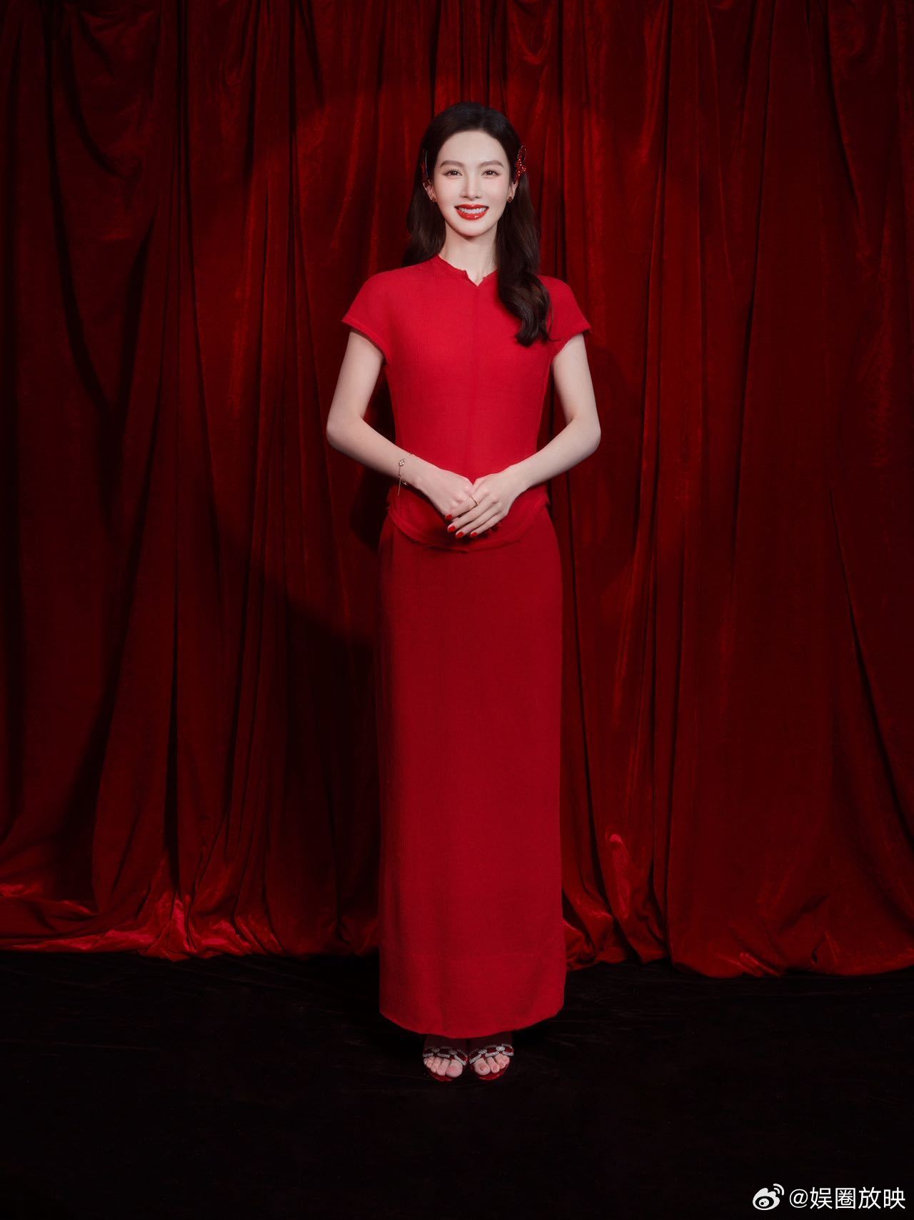 金晨15周年许个愿吧金晨出道十五周年快乐！从《孤注一掷》的安娜，到《南来北往》的